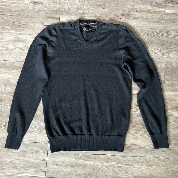 Men's V-Neck Black Sweater - Picture 1 of 4